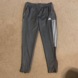 Adidas activewear pants size small